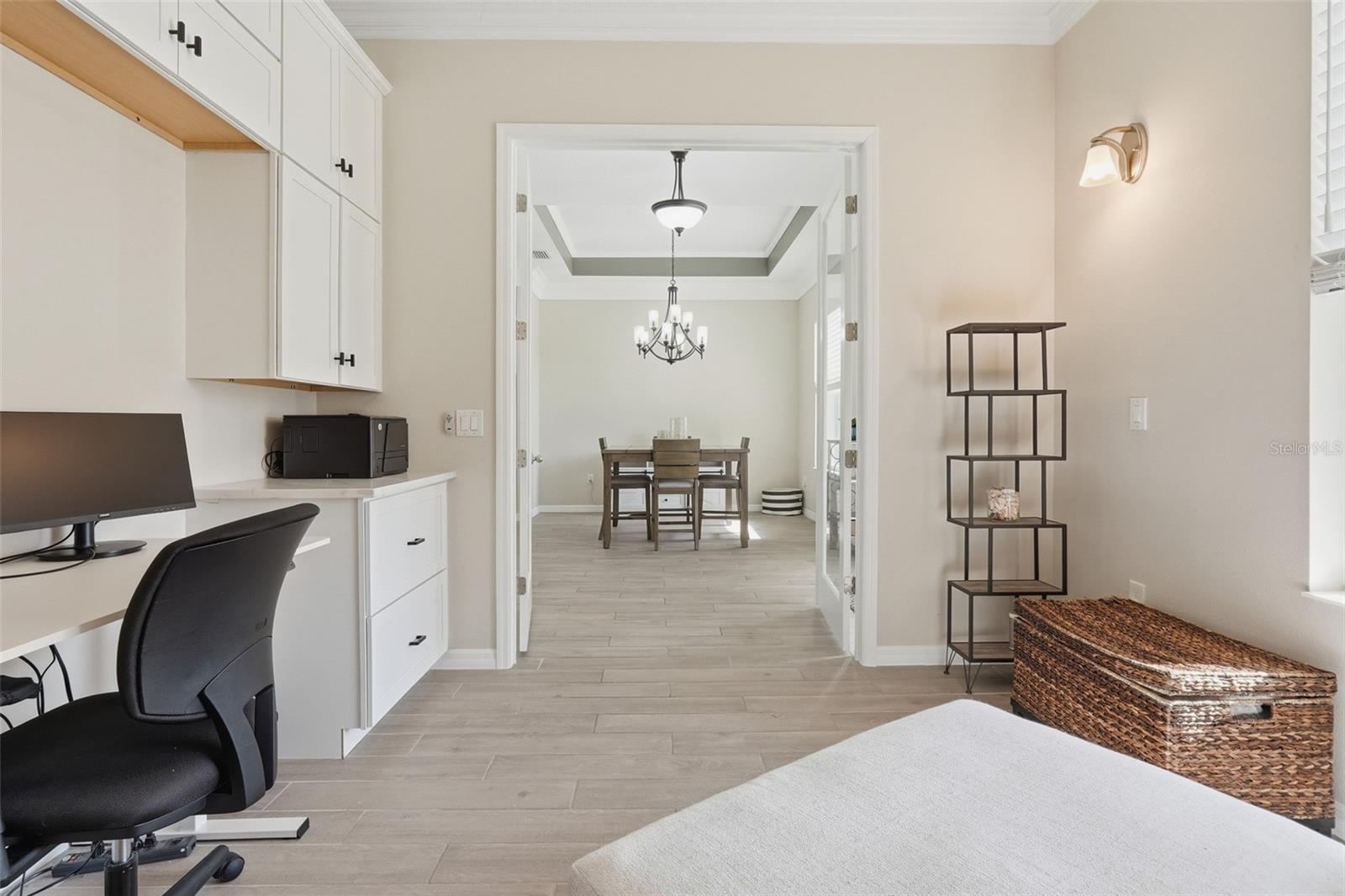 Image 17 of 47 For 14692 Green Valley Boulevard