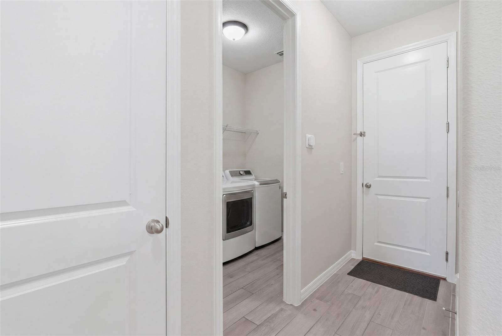 Image 39 of 47 For 14692 Green Valley Boulevard