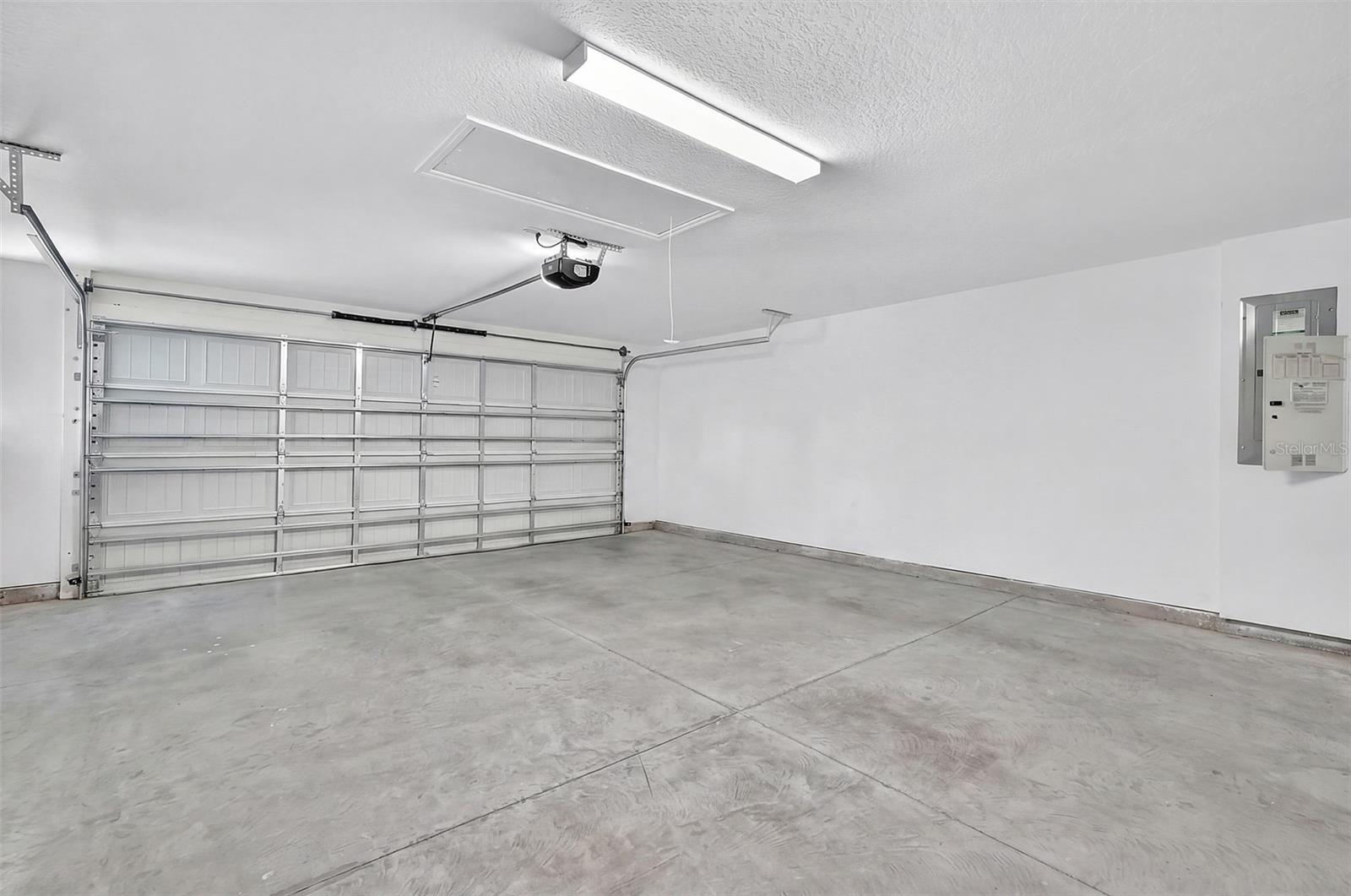 Image 22 of 36 For 11367 Laufersky Lane