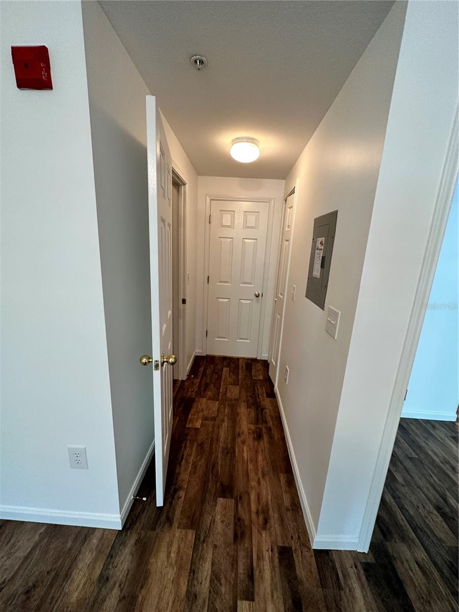 Image 18 of 54 For 729 Celebration Avenue 729