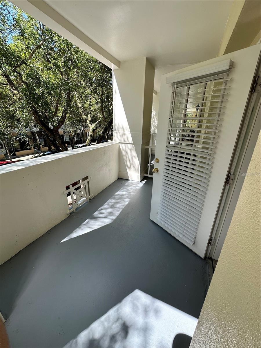 Image 21 of 54 For 729 Celebration Avenue 729