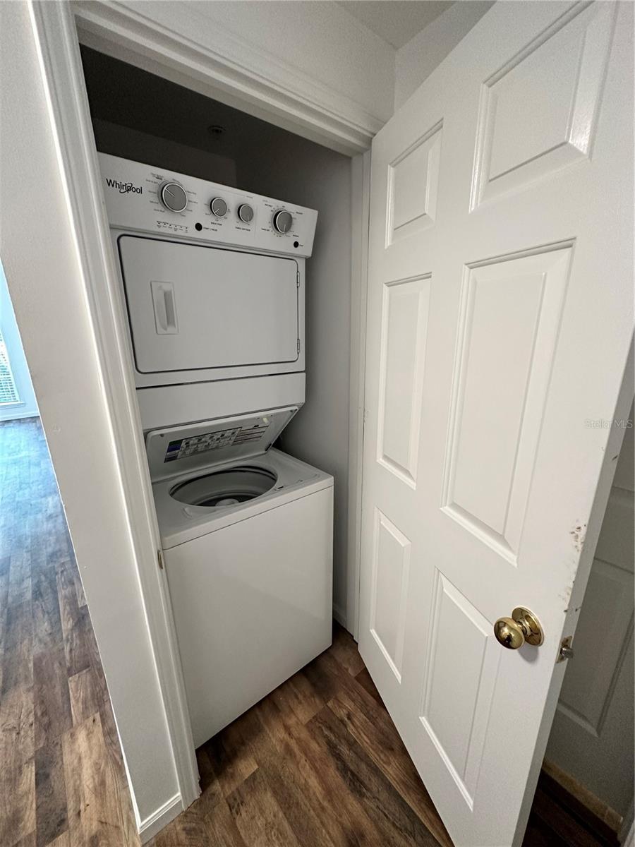 Image 24 of 54 For 729 Celebration Avenue 729