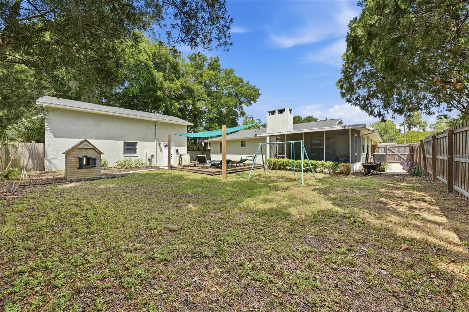 Image 30 of 45 For 923 Park Drive