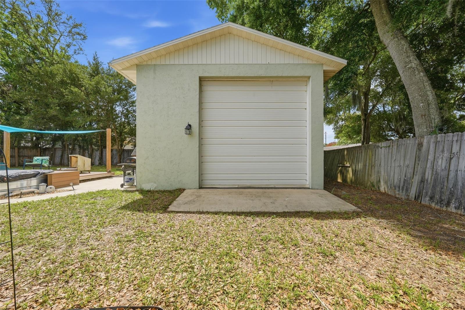 Image 39 of 45 For 923 Park Drive