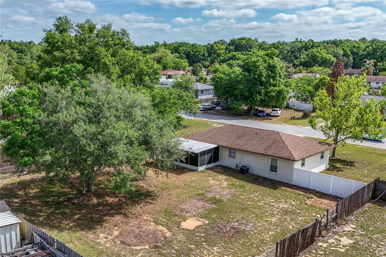 Image 30 of 32 For 36315 Stratford Court