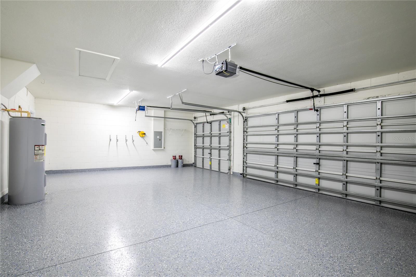 Image 21 of 43 For 2209 Jennah Circle