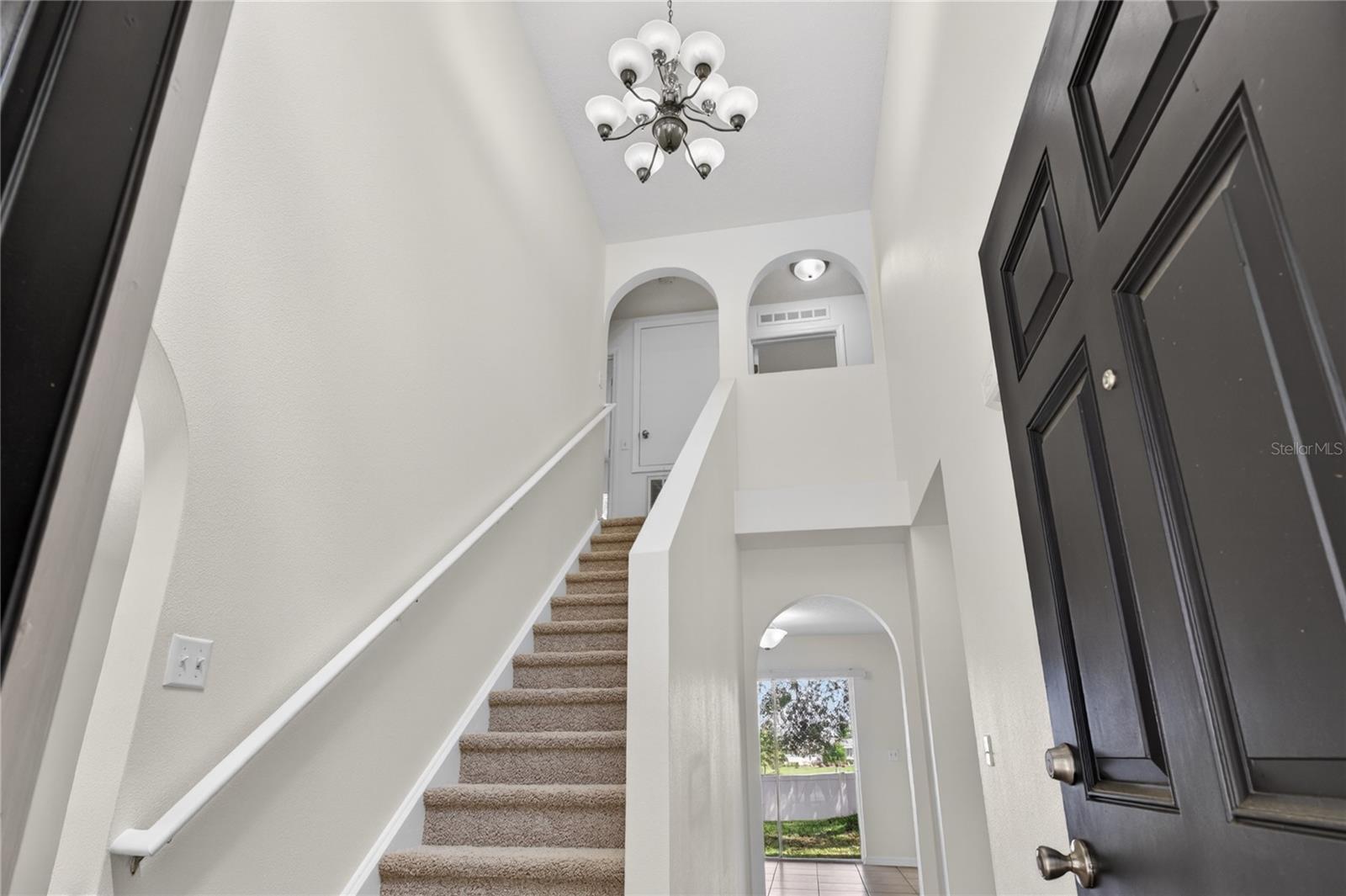 Image 22 of 43 For 2209 Jennah Circle