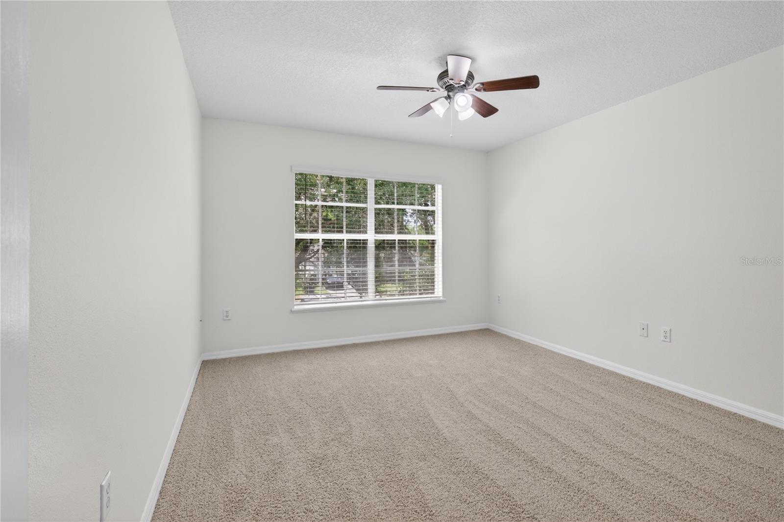 Image 24 of 43 For 2209 Jennah Circle