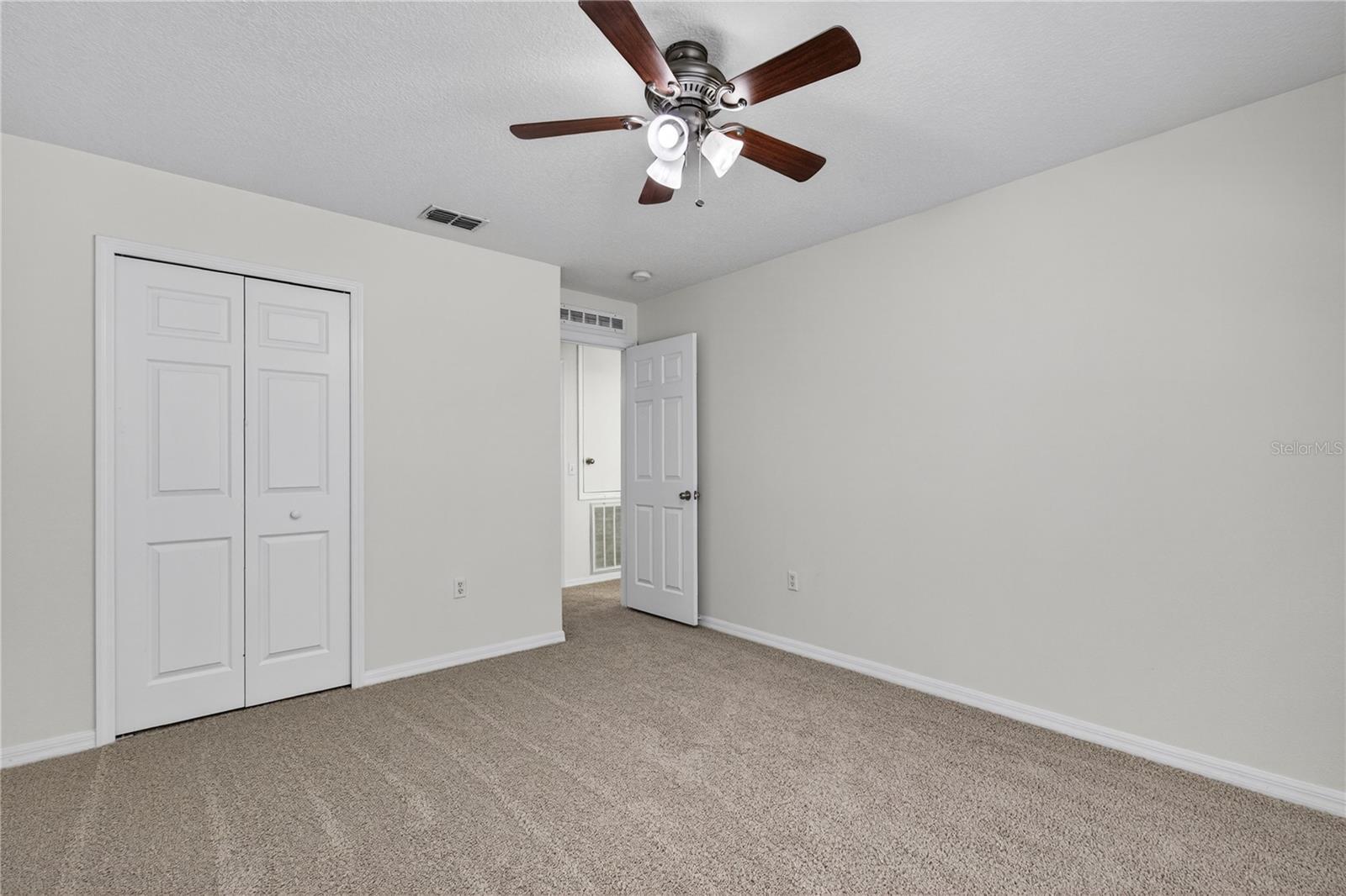 Image 25 of 43 For 2209 Jennah Circle