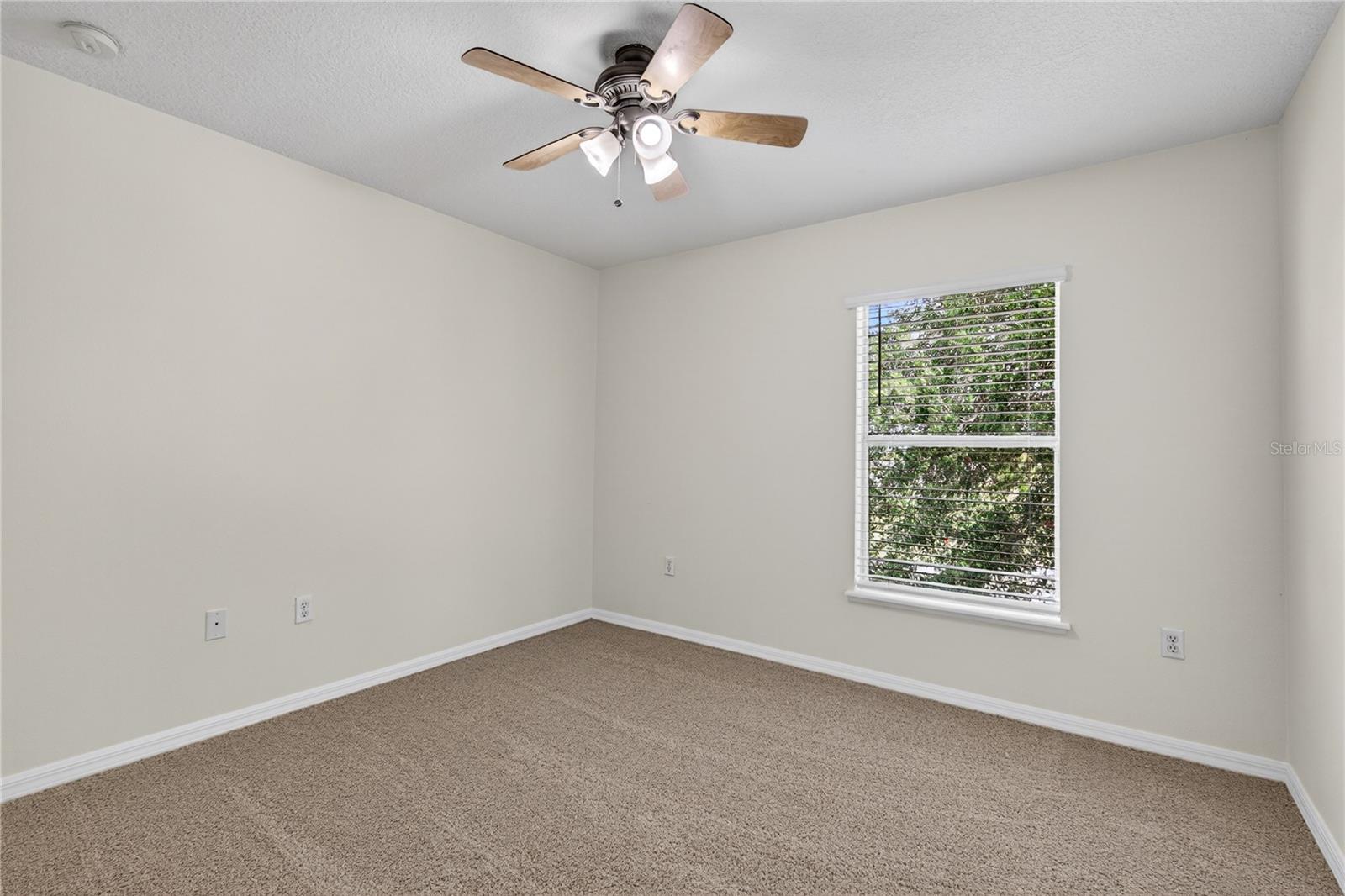 Image 26 of 43 For 2209 Jennah Circle