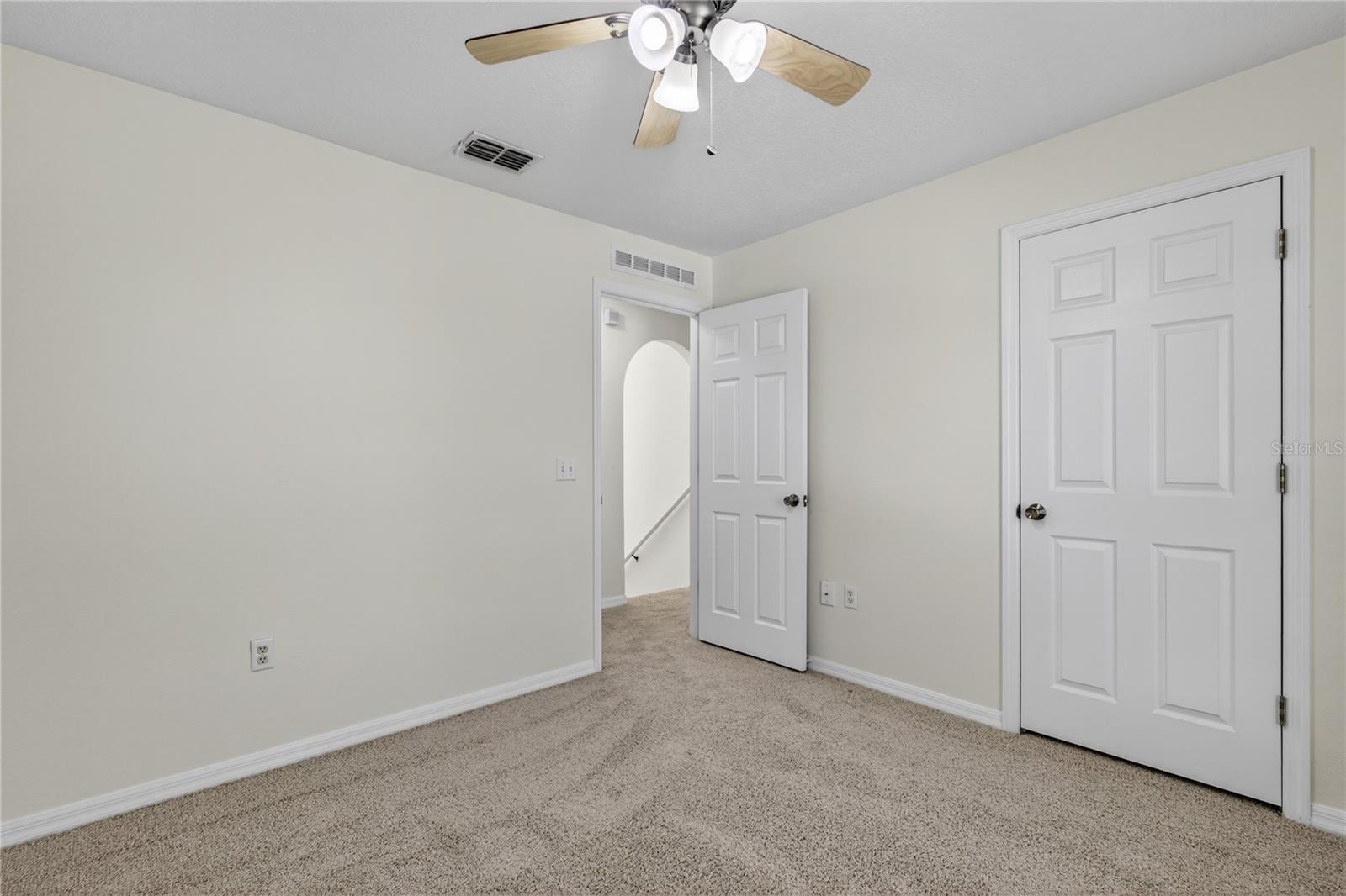 Image 29 of 43 For 2209 Jennah Circle