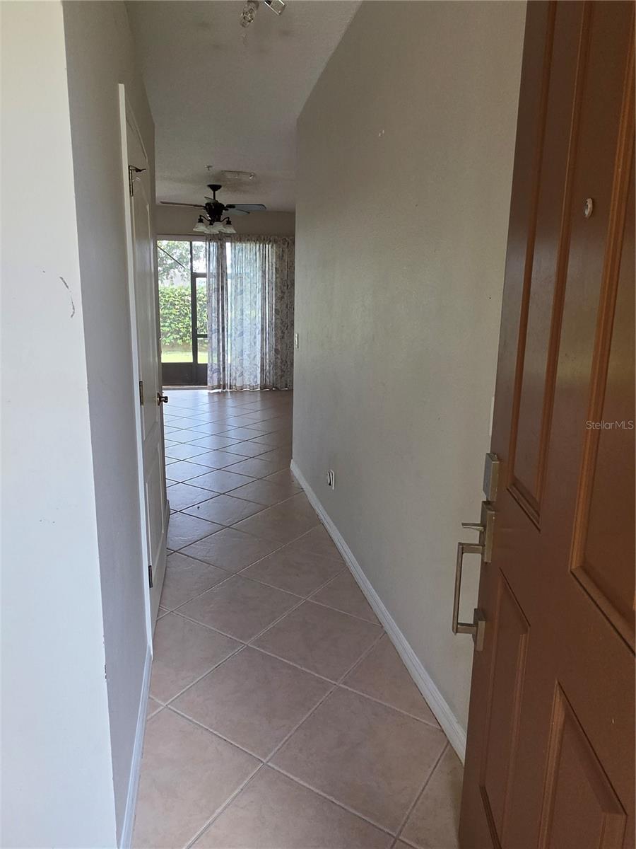 Image 16 of 32 For 708 Fortanini Circle