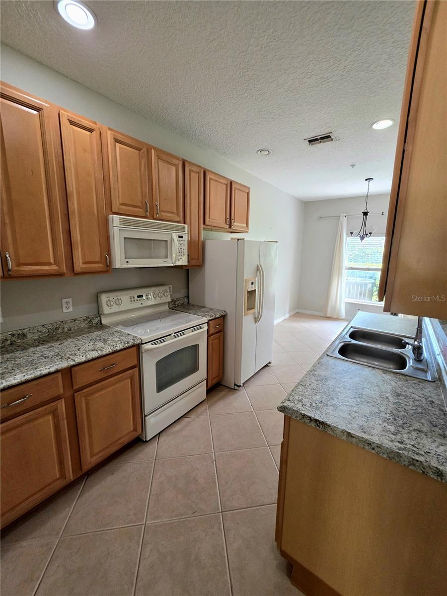 Image 22 of 32 For 708 Fortanini Circle