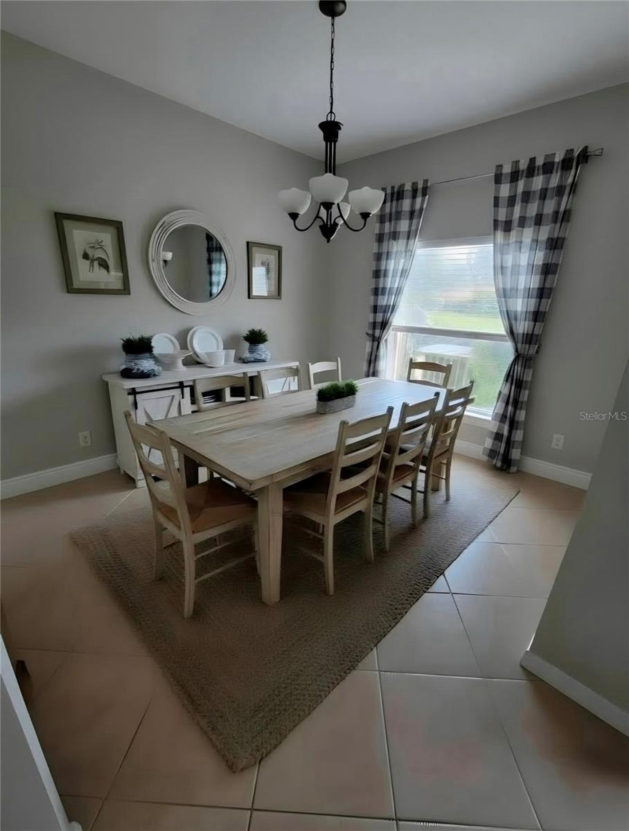 Image 9 of 32 For 708 Fortanini Circle