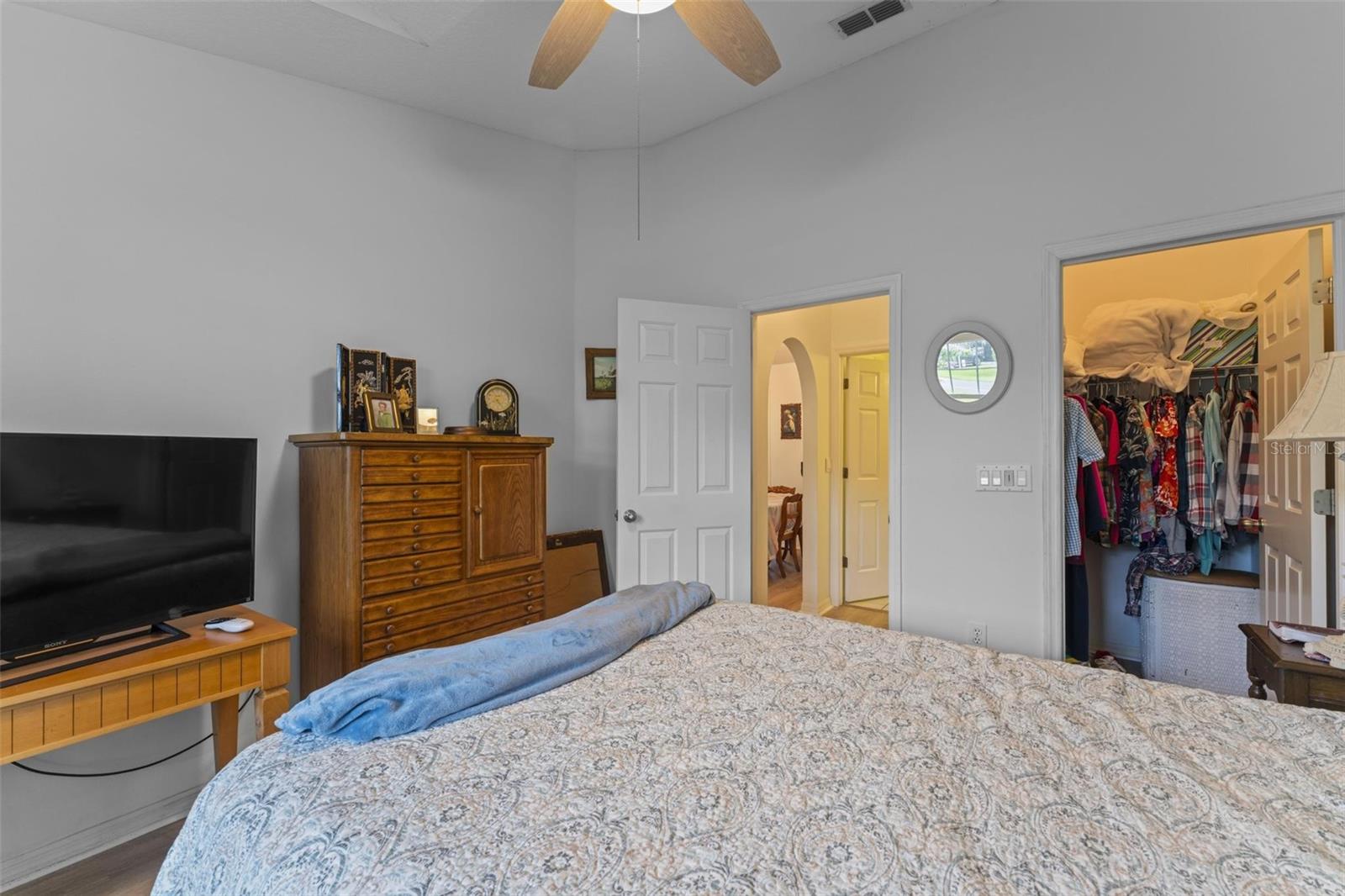 Image 34 of 58 For 11218 Fountain Lake Boulevard