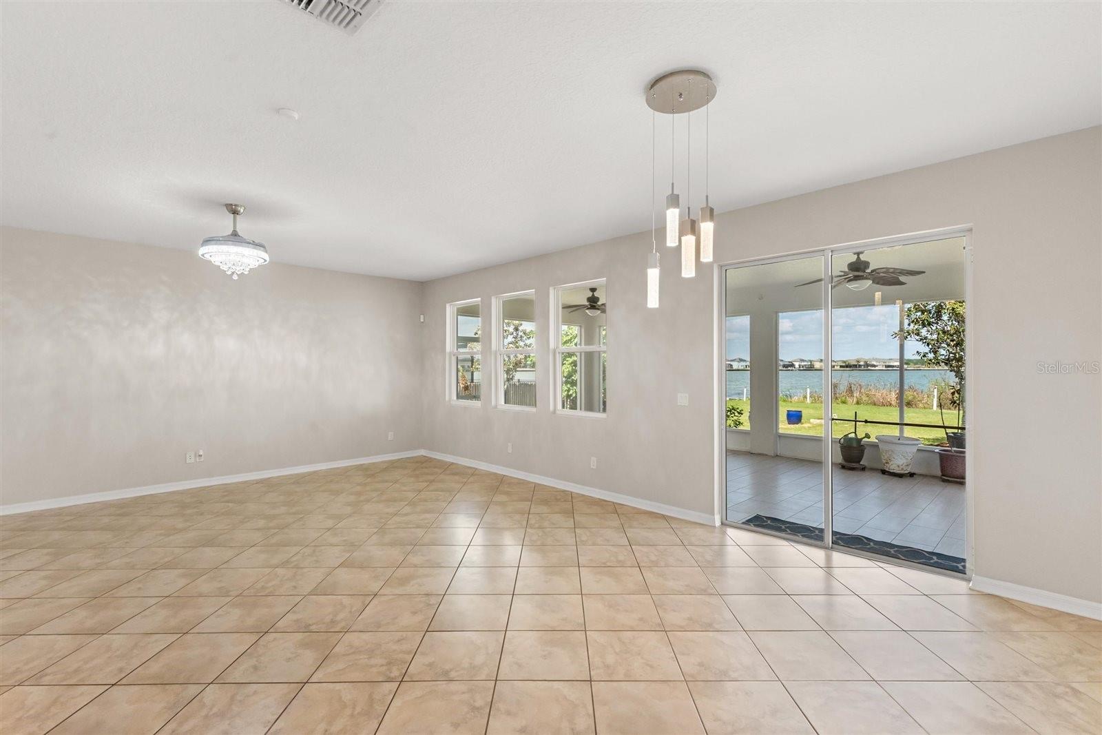 Image 11 of 41 For 291 Blue Cypress Drive