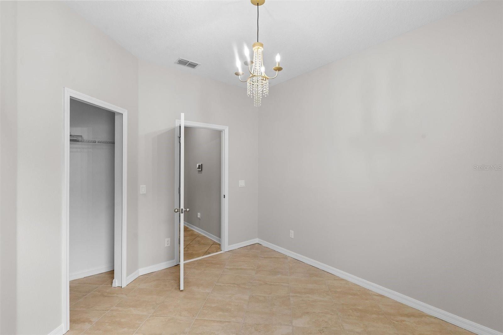 Image 12 of 41 For 291 Blue Cypress Drive