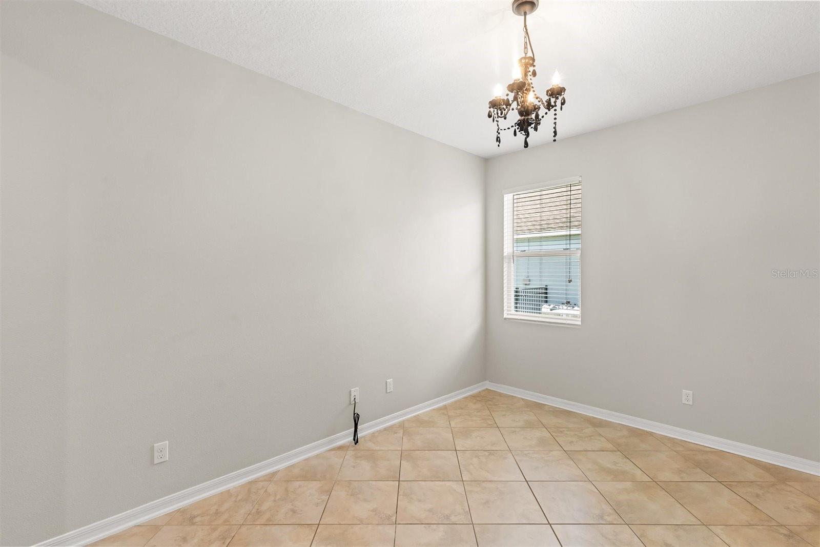 Image 13 of 41 For 291 Blue Cypress Drive