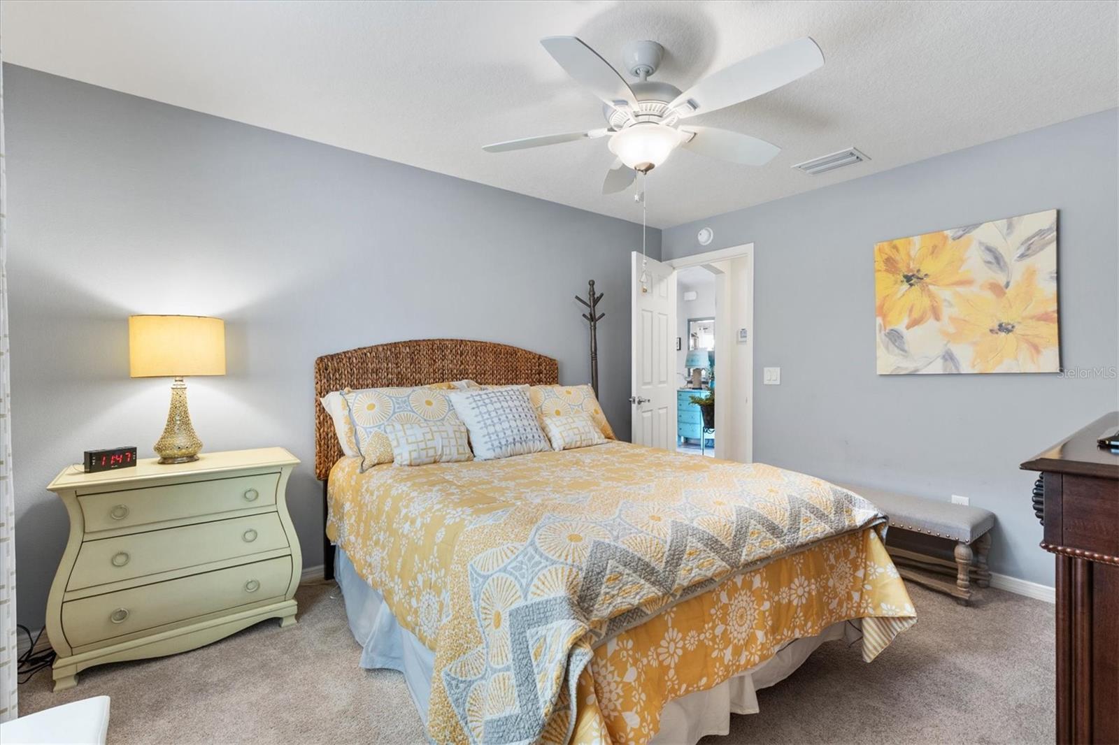 Image 18 of 39 For 2334 Rose Arbor Street