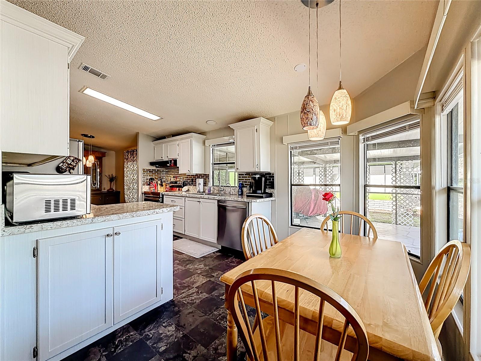 Image 20 of 61 For 1690 Elkhart Circle