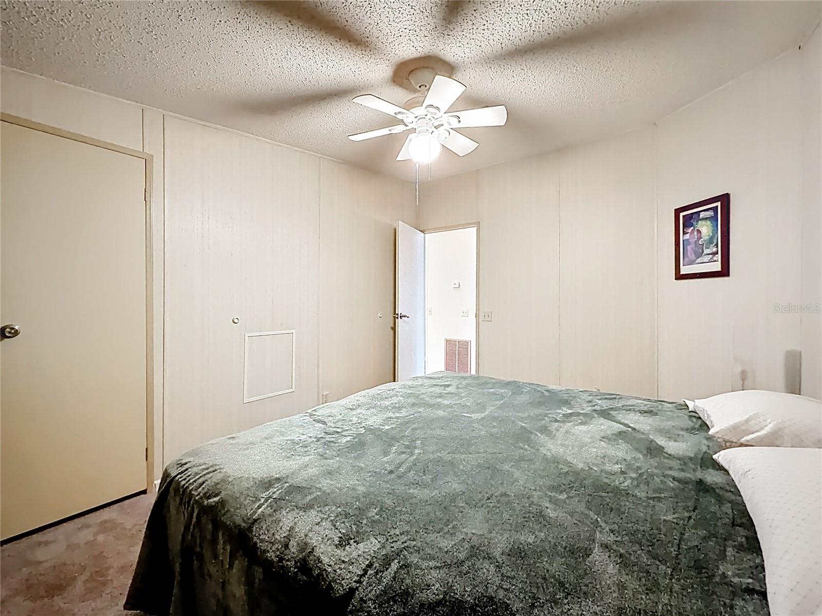 Image 35 of 61 For 1690 Elkhart Circle