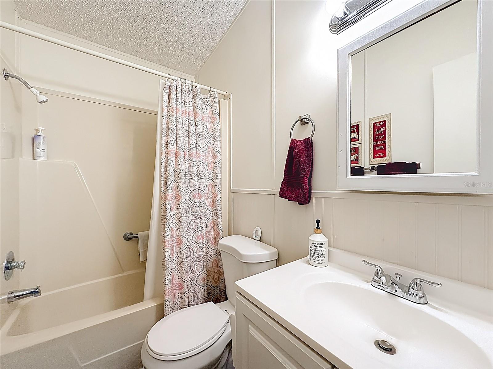 Image 37 of 61 For 1690 Elkhart Circle