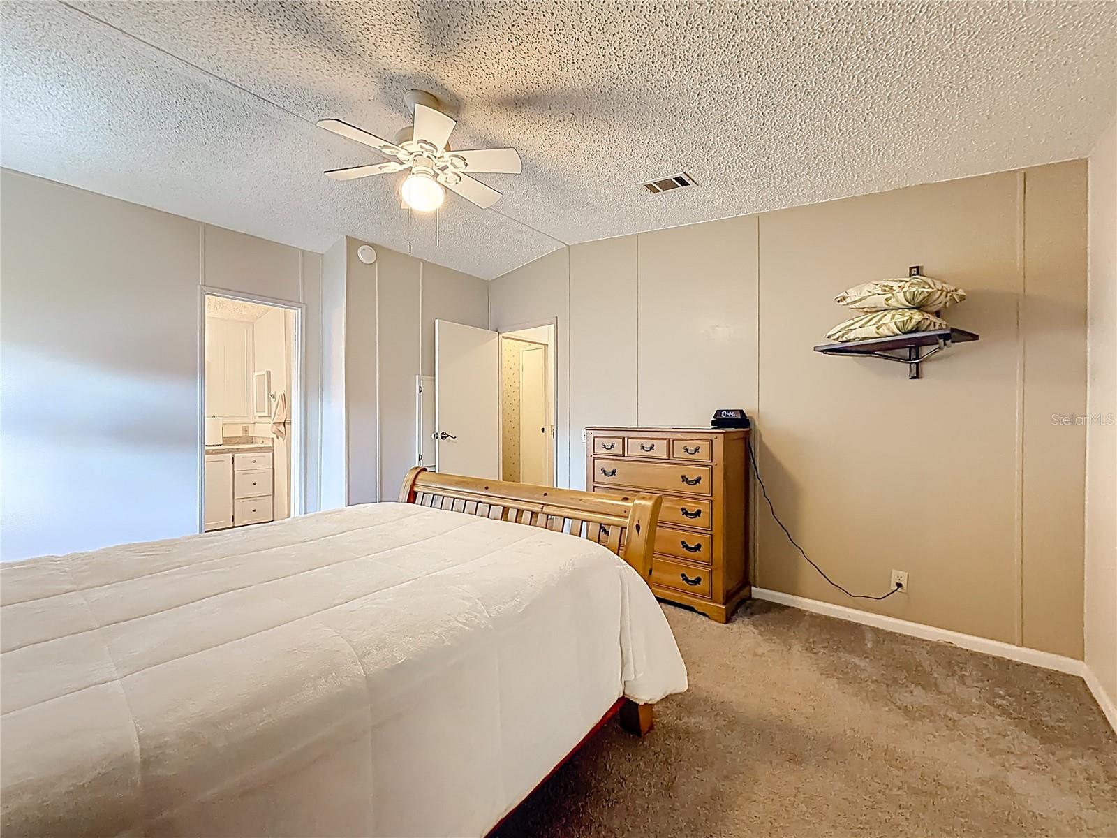 Image 42 of 61 For 1690 Elkhart Circle