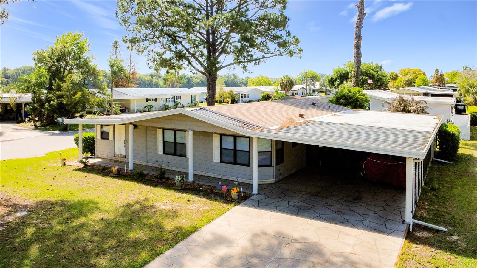 Image 5 of 61 For 1690 Elkhart Circle