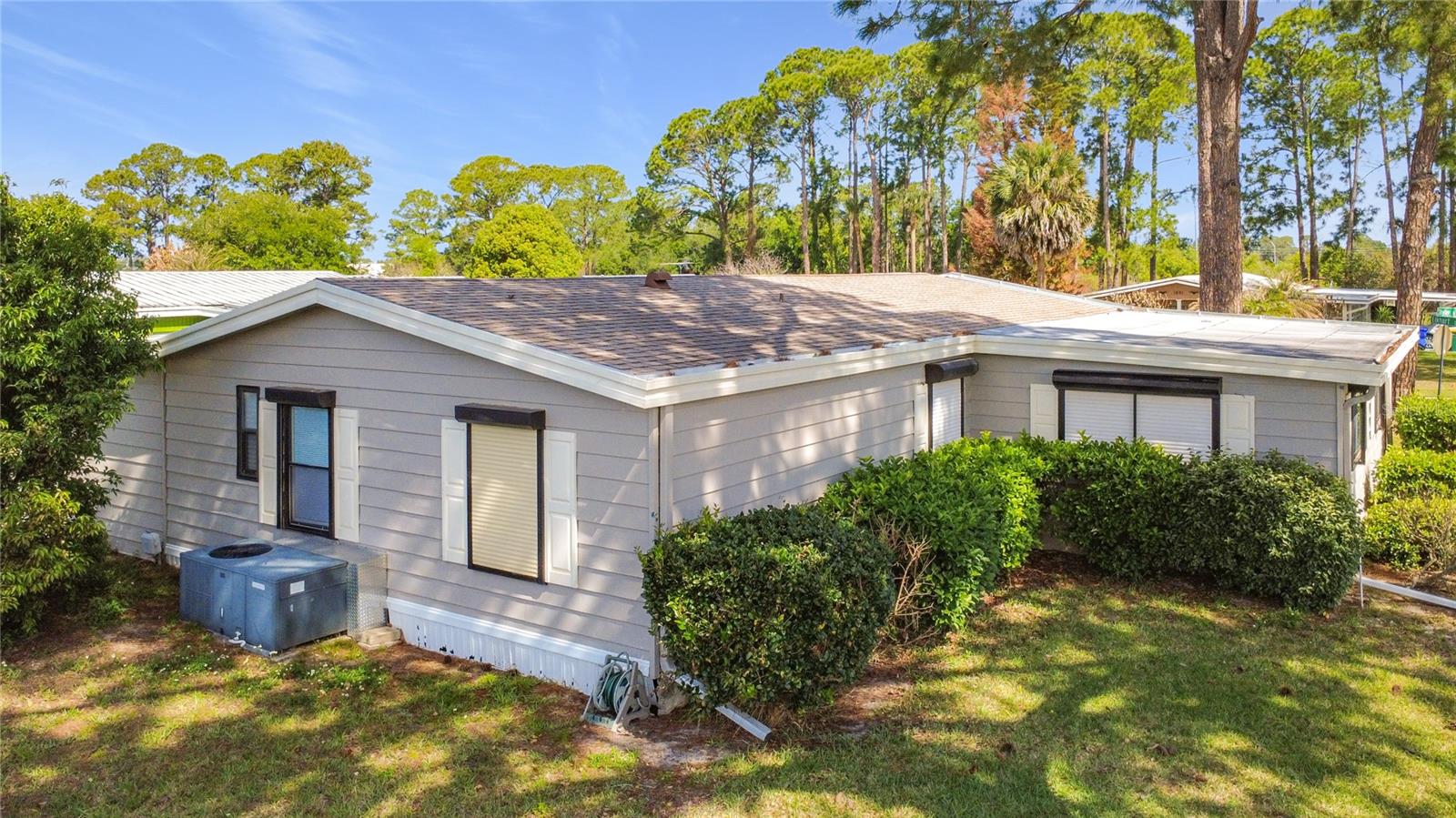 Image 55 of 61 For 1690 Elkhart Circle