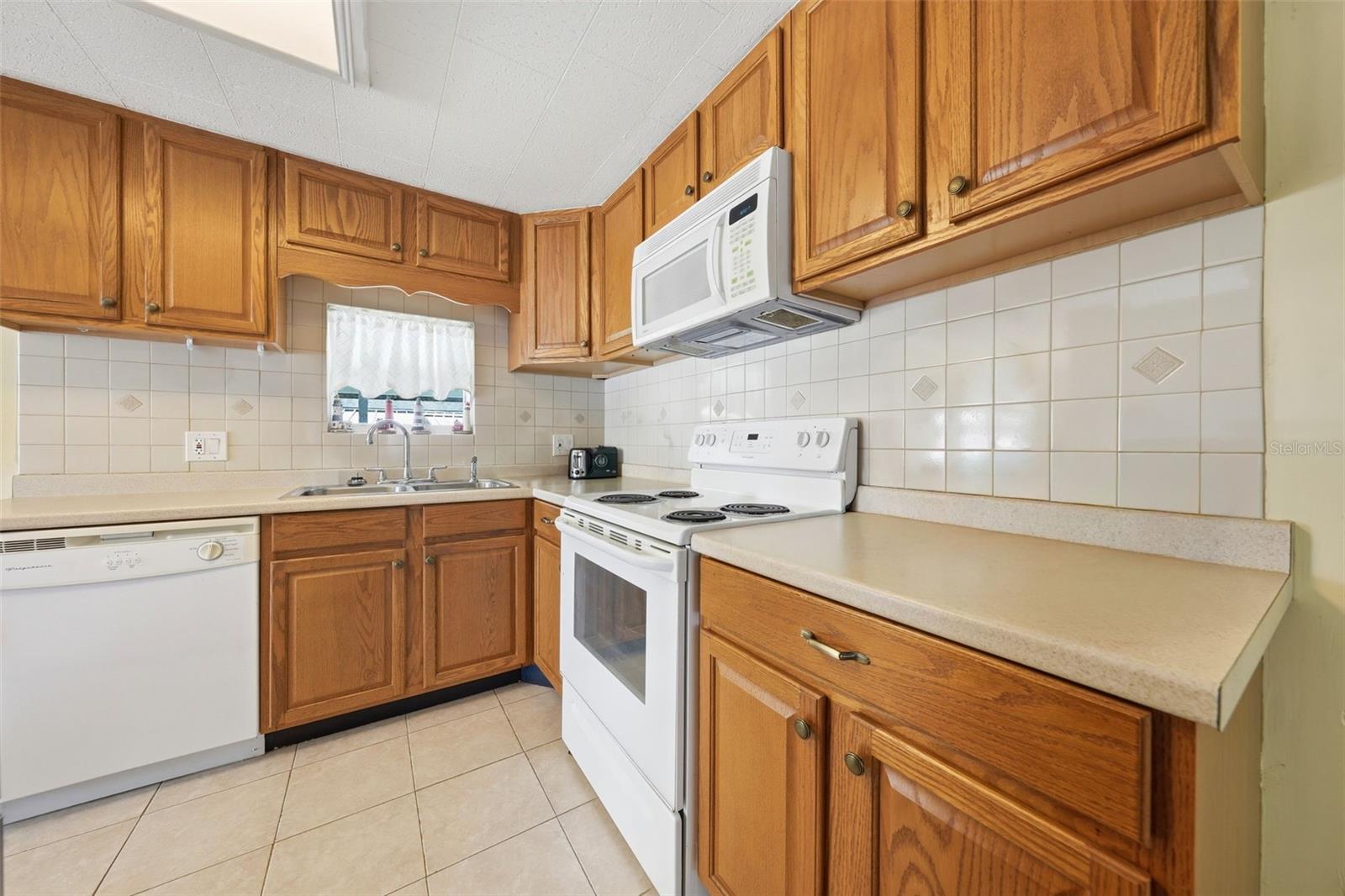 Image 19 of 39 For 34117 Hodges Road