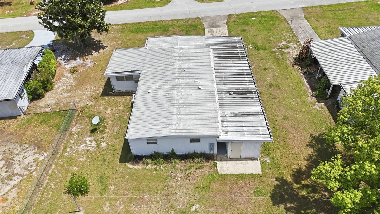 Image 35 of 39 For 34117 Hodges Road