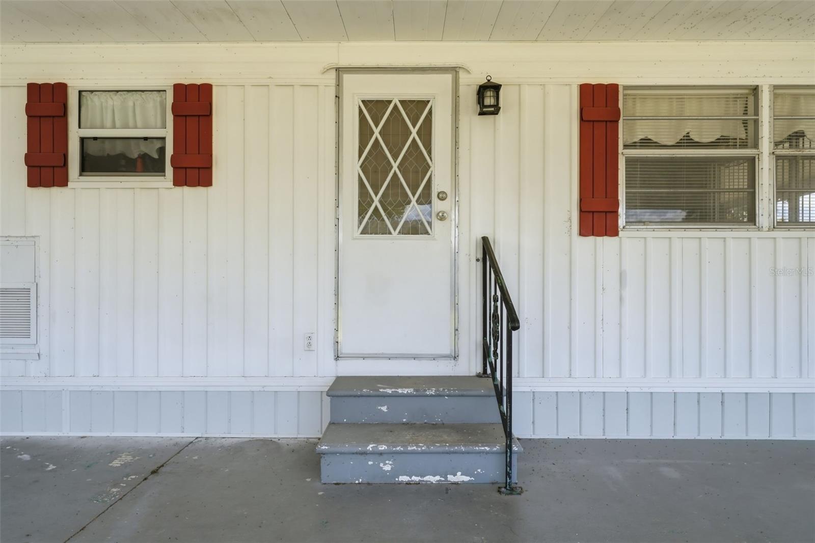 Image 5 of 39 For 34117 Hodges Road