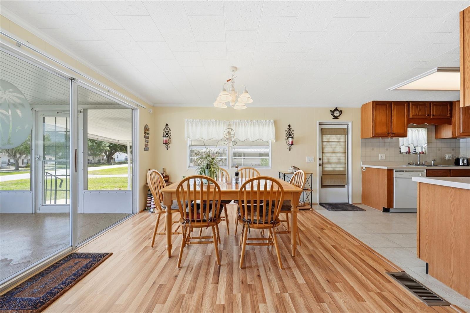 Image 9 of 39 For 34117 Hodges Road