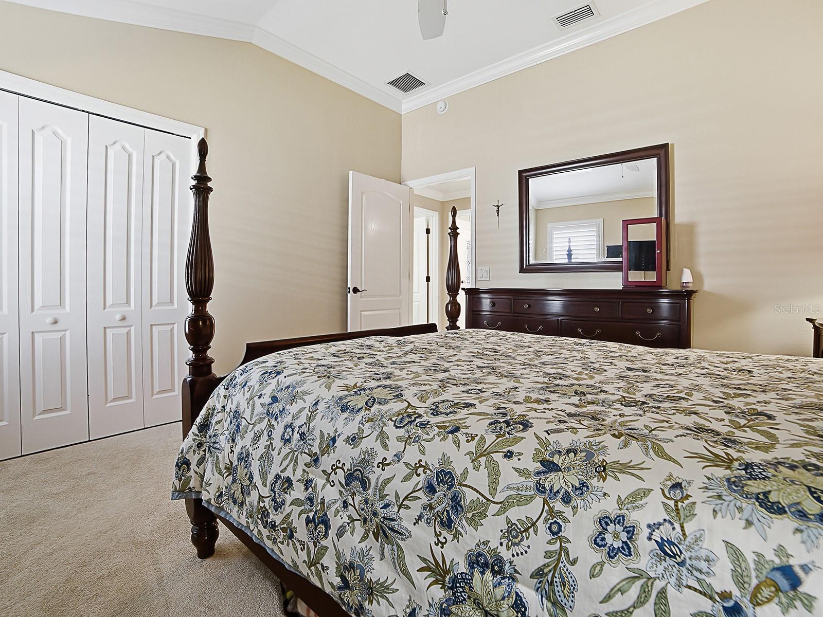 Image 23 of 36 For 3332 Dalkeith Terrace