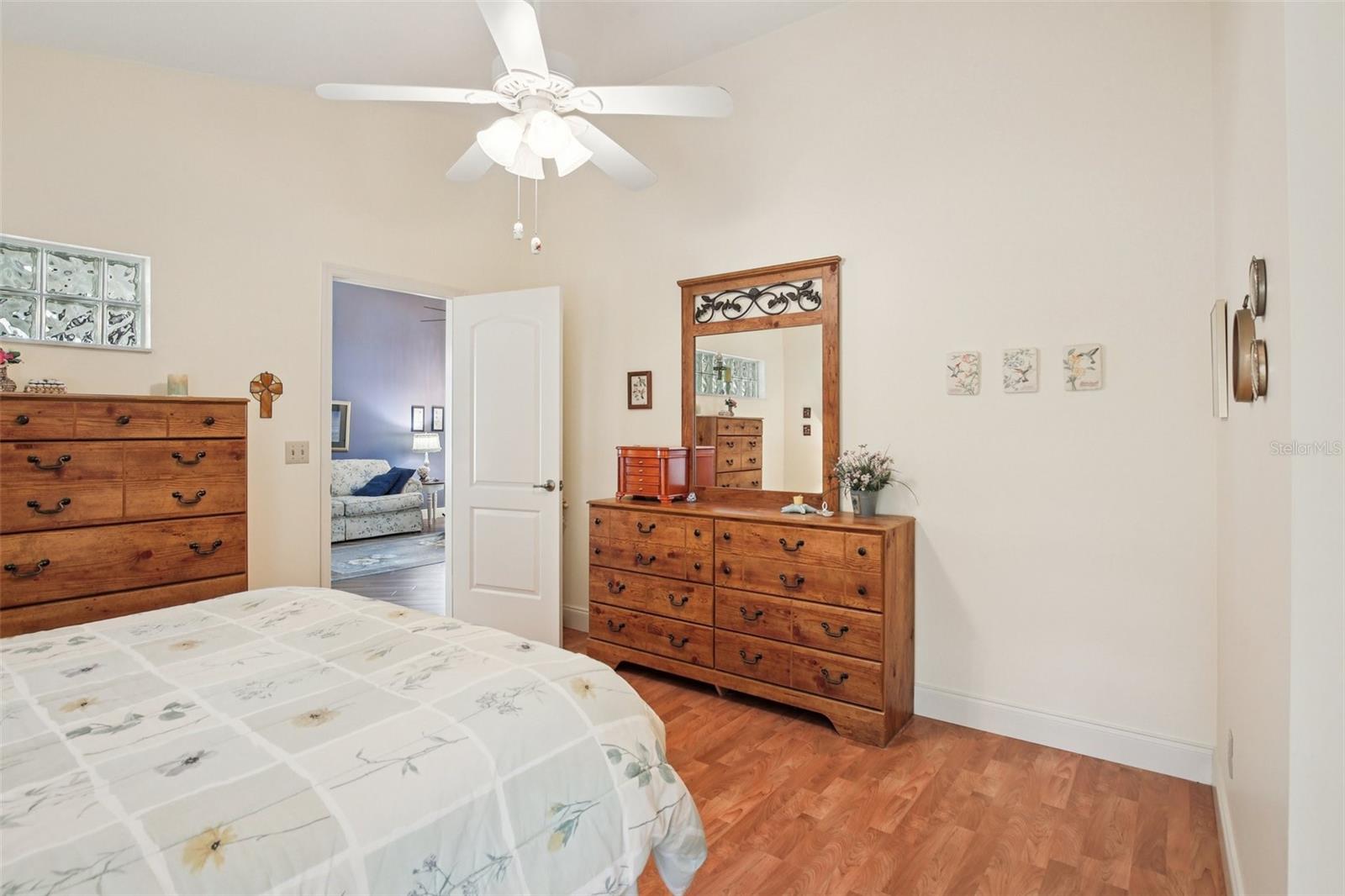 Image 19 of 31 For 11622 Cocowood Drive