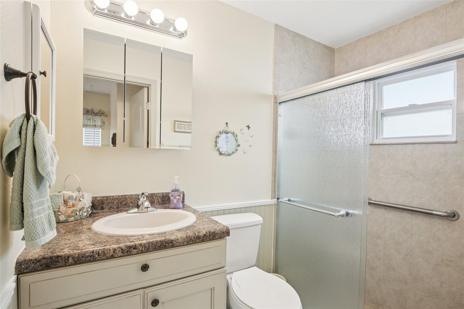 Image 20 of 31 For 11622 Cocowood Drive