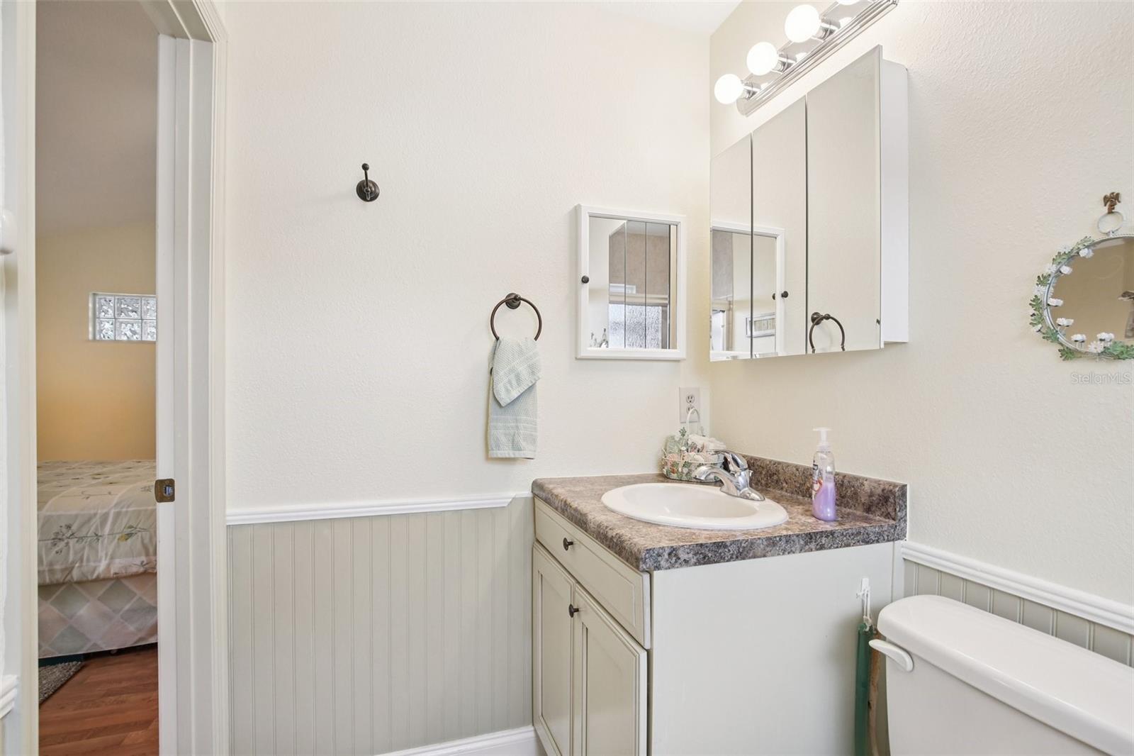 Image 21 of 31 For 11622 Cocowood Drive