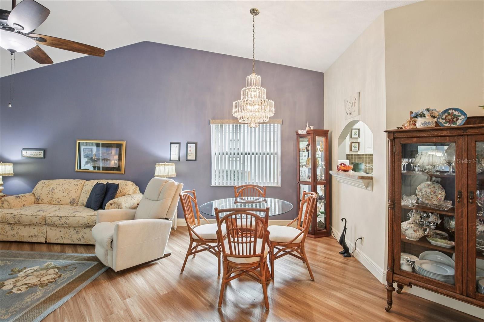 Image 7 of 31 For 11622 Cocowood Drive