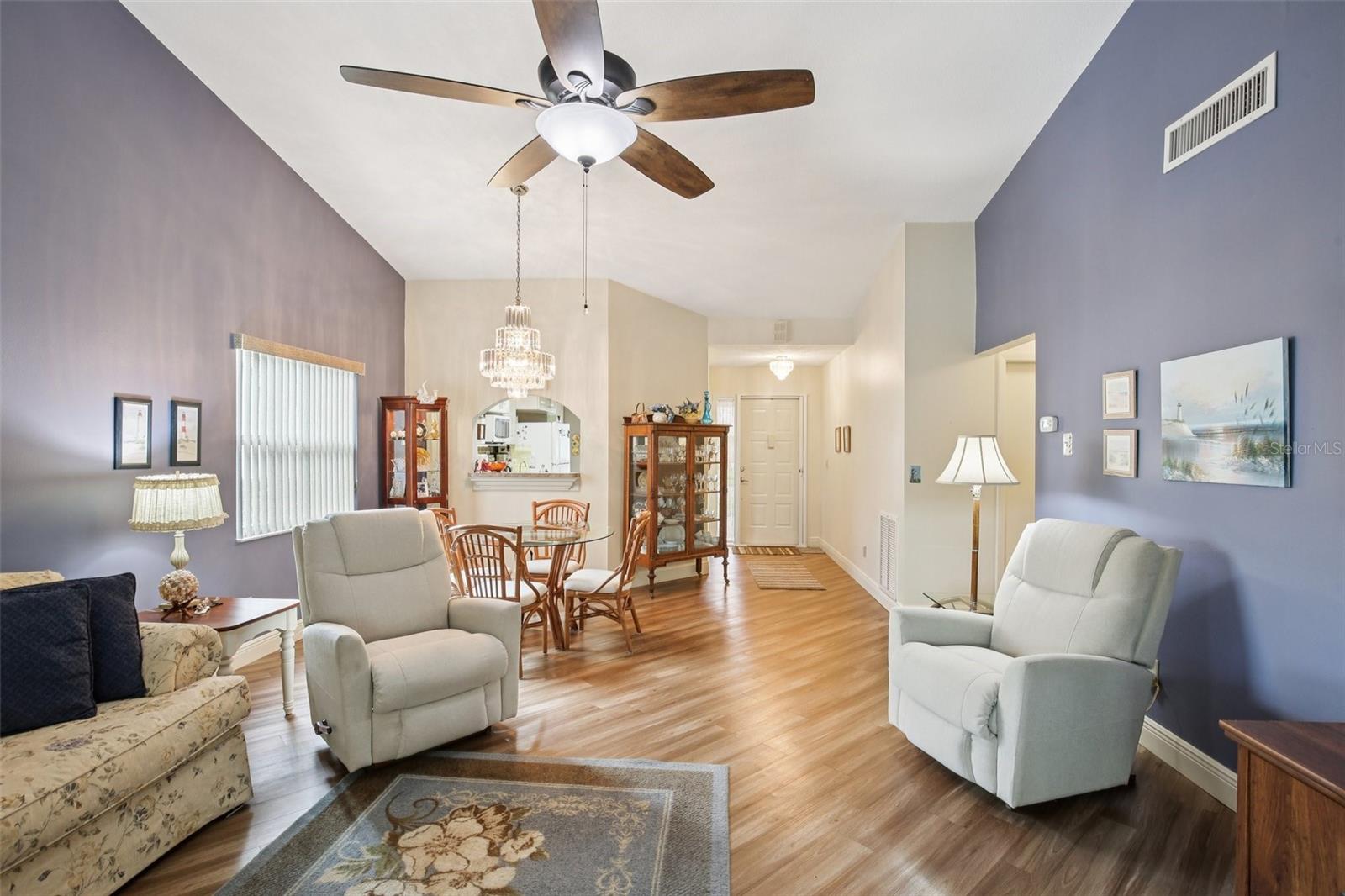 Image 9 of 31 For 11622 Cocowood Drive