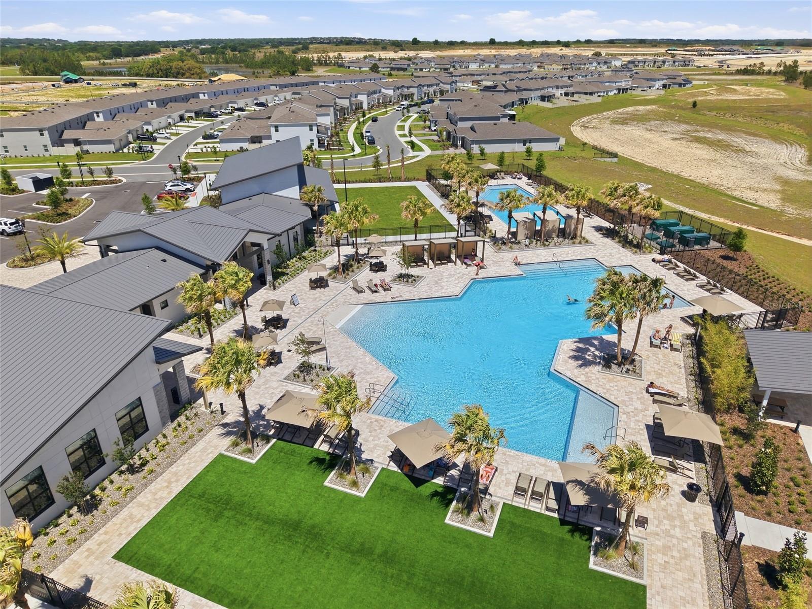 Image 4 of 64 For 2707 Runners Circle