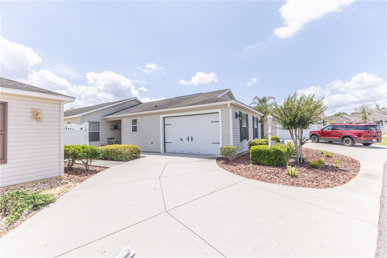 Image 3 of 42 For 2306 Nackman Place