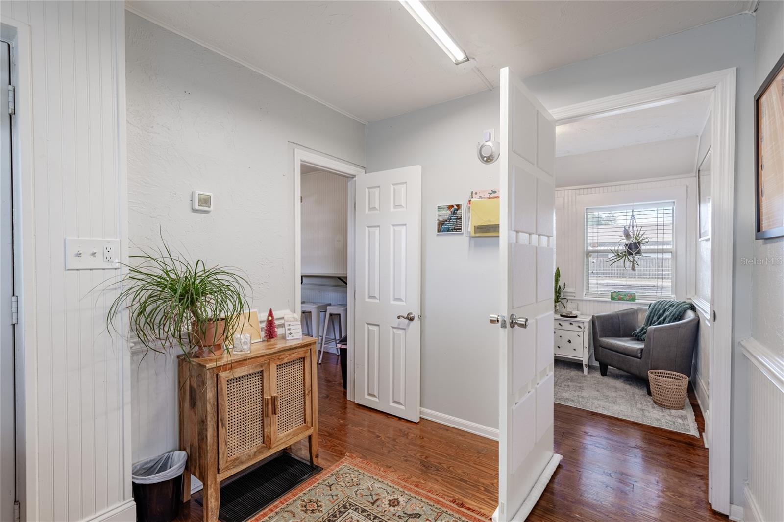 Image 22 of 51 For 1320 Jersey Avenue