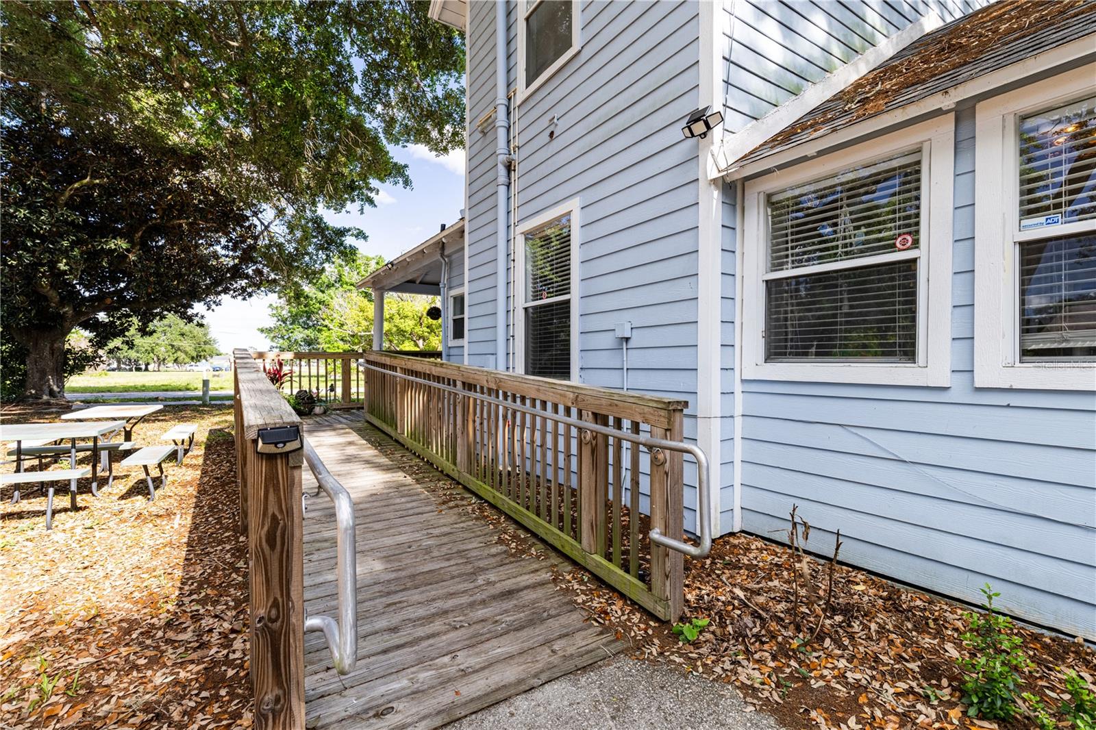 Image 3 of 51 For 1320 Jersey Avenue