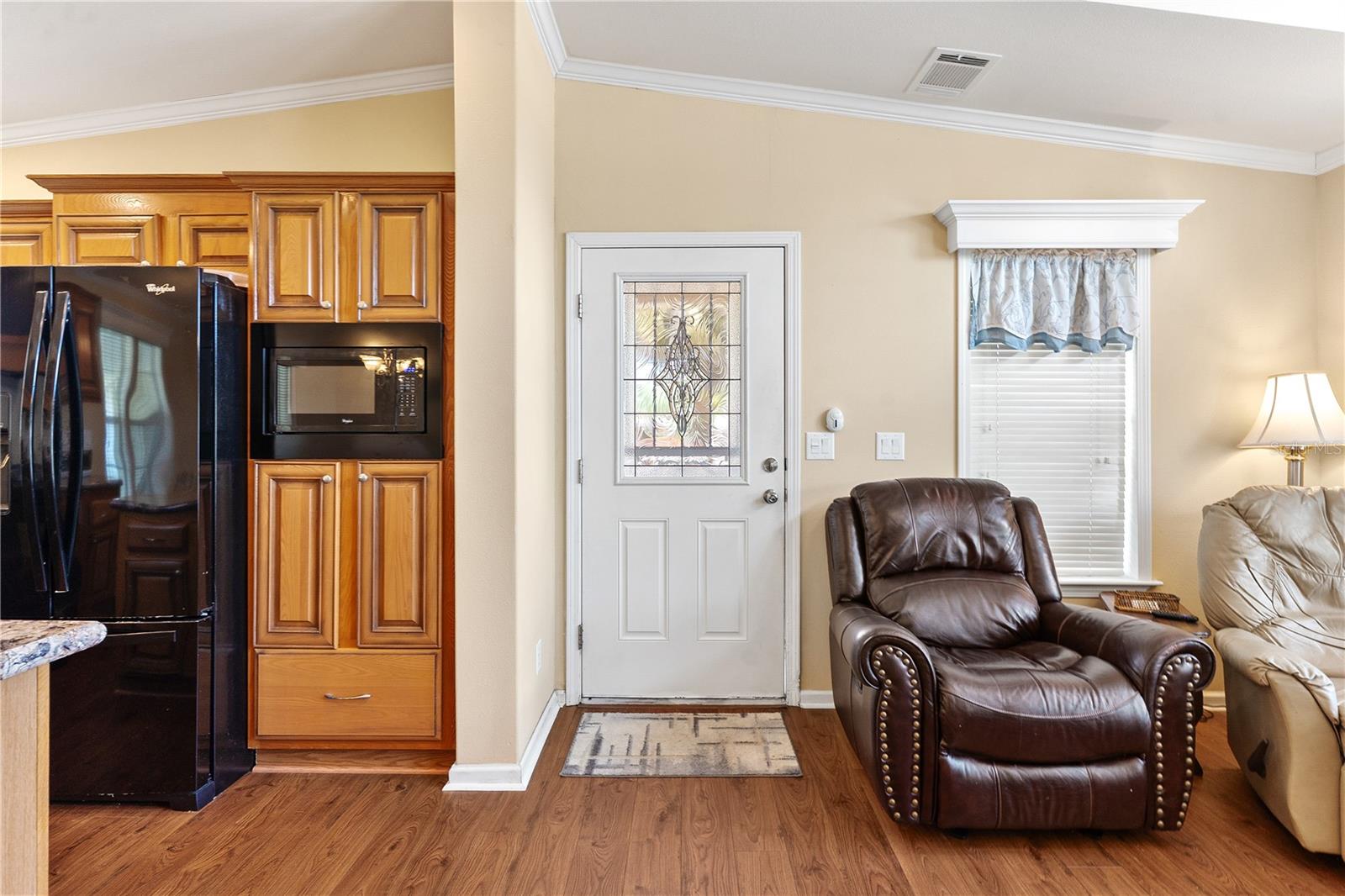 Image 13 of 47 For 2417 Vindale Road