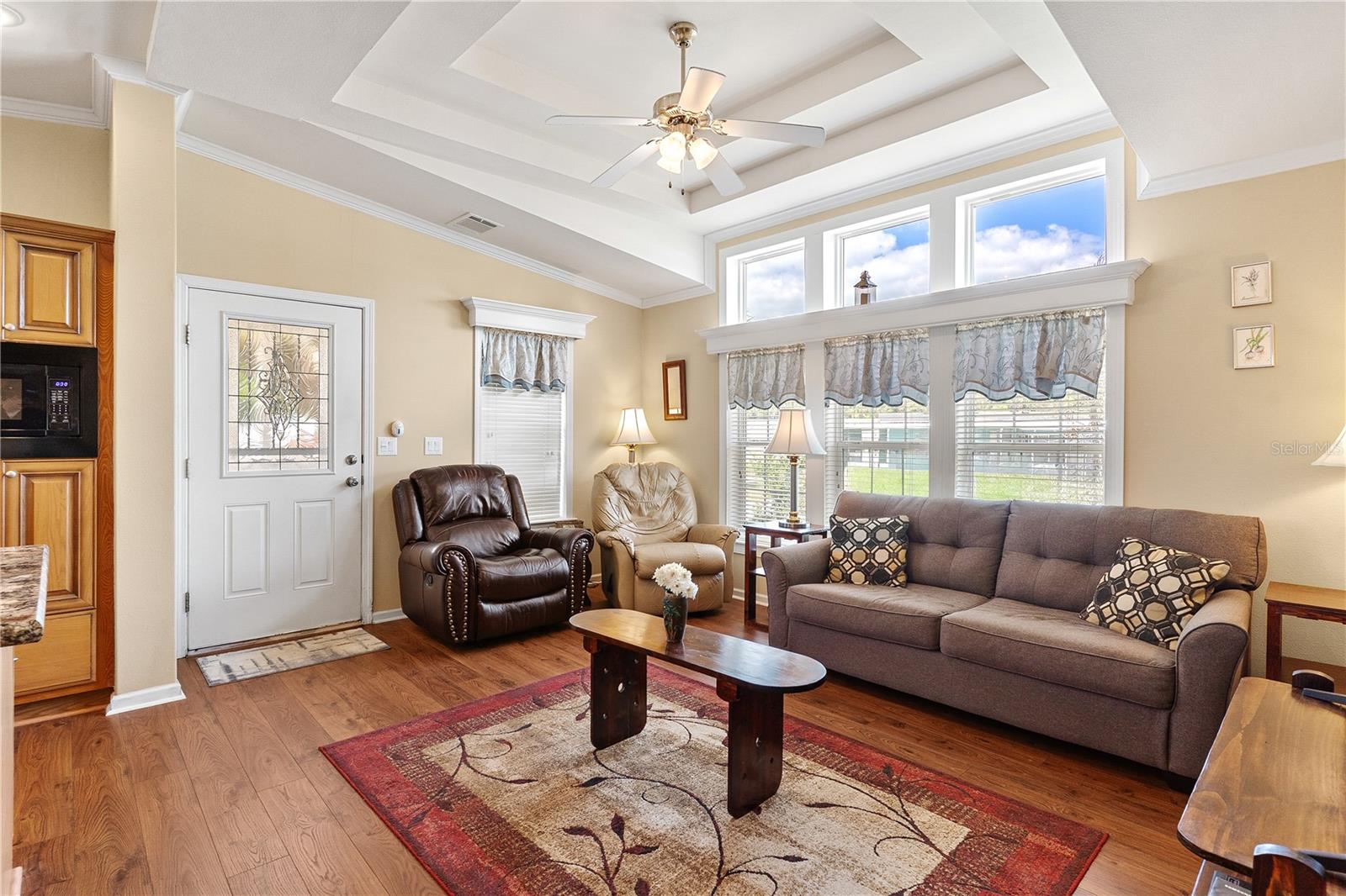 Image 16 of 47 For 2417 Vindale Road