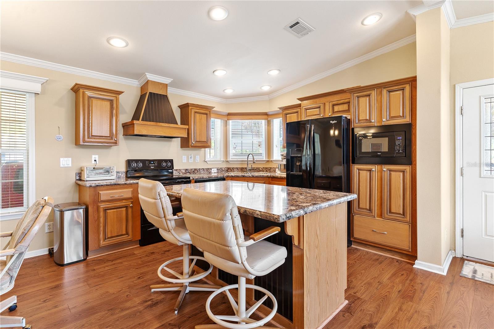 Image 19 of 47 For 2417 Vindale Road