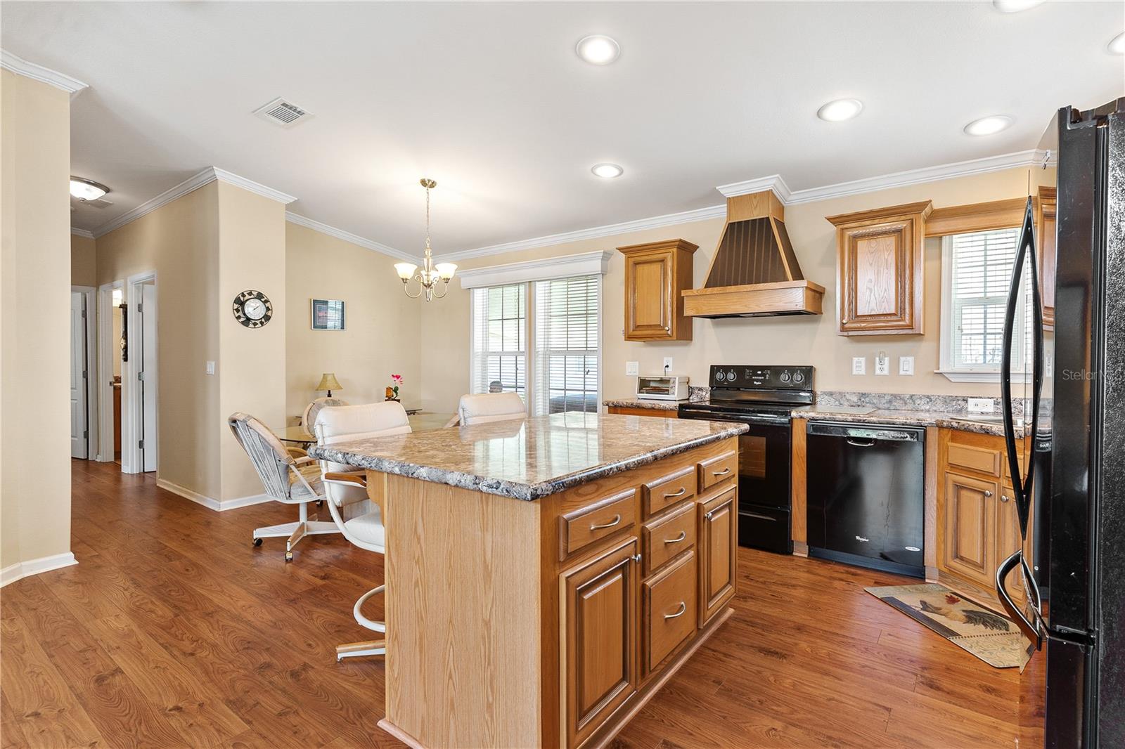 Image 20 of 47 For 2417 Vindale Road