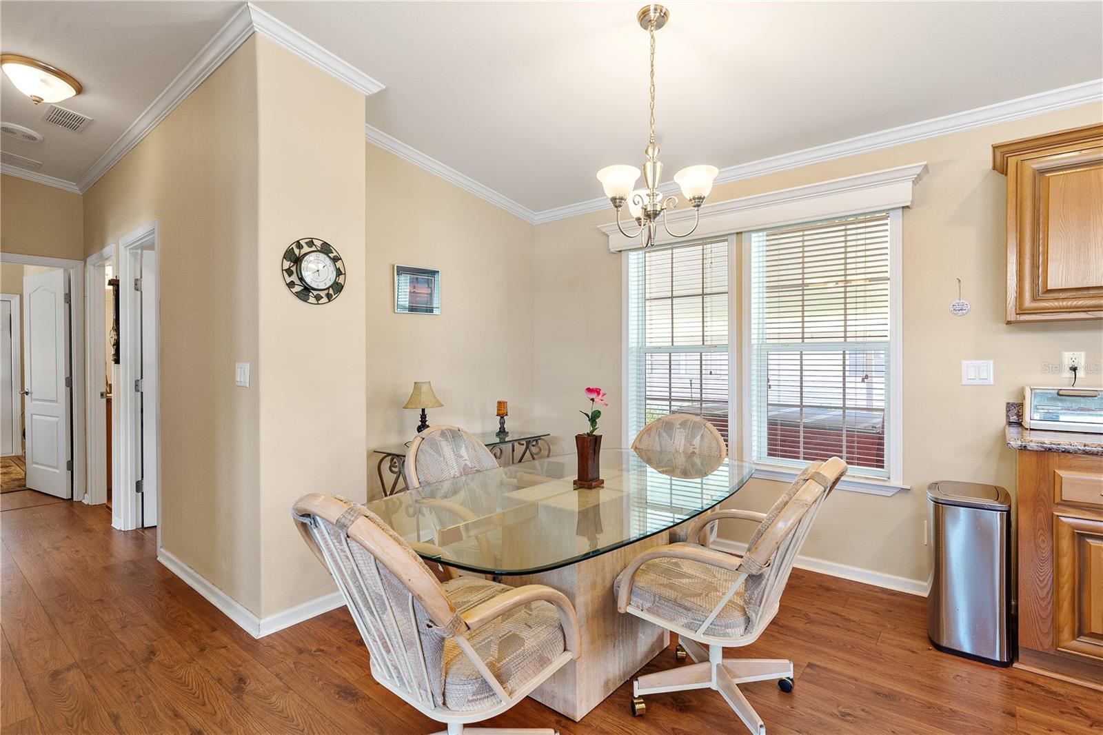 Image 23 of 47 For 2417 Vindale Road