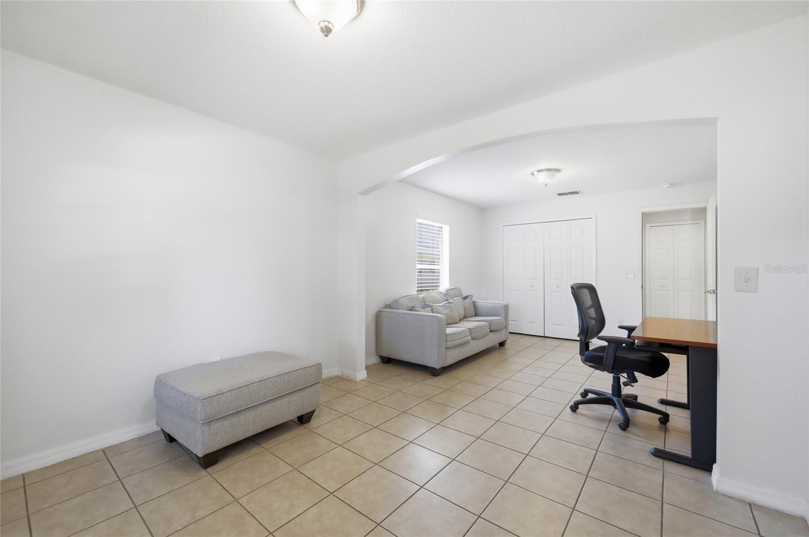 Image 24 of 58 For 4364 Sambourne Street