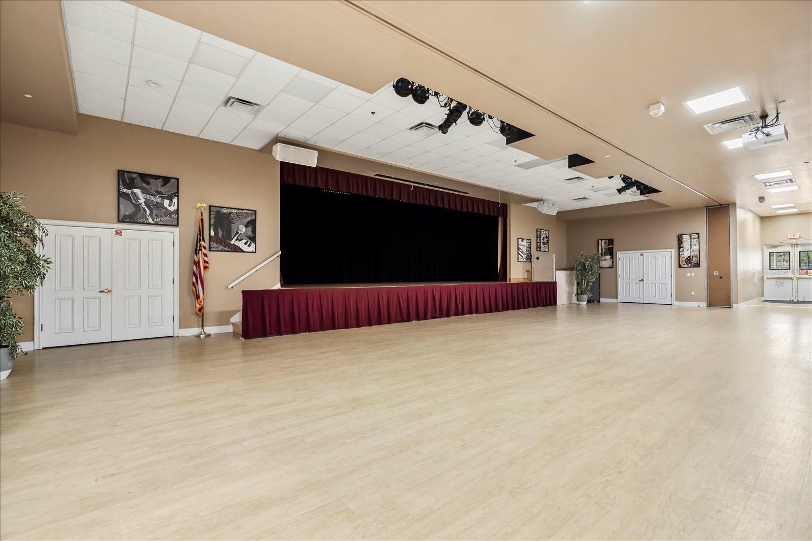 Image 42 of 58 For 4364 Sambourne Street